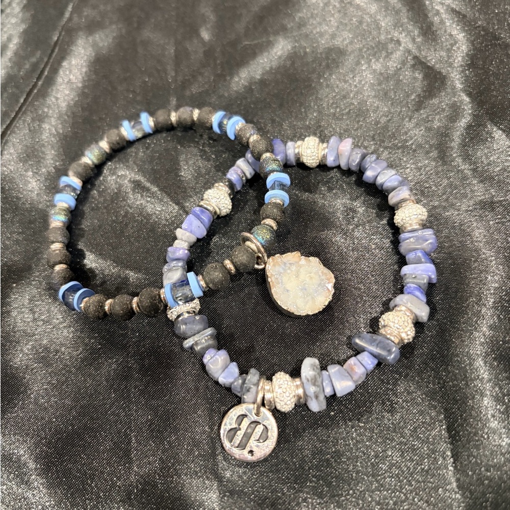 Quartz with Natural stones and beads.